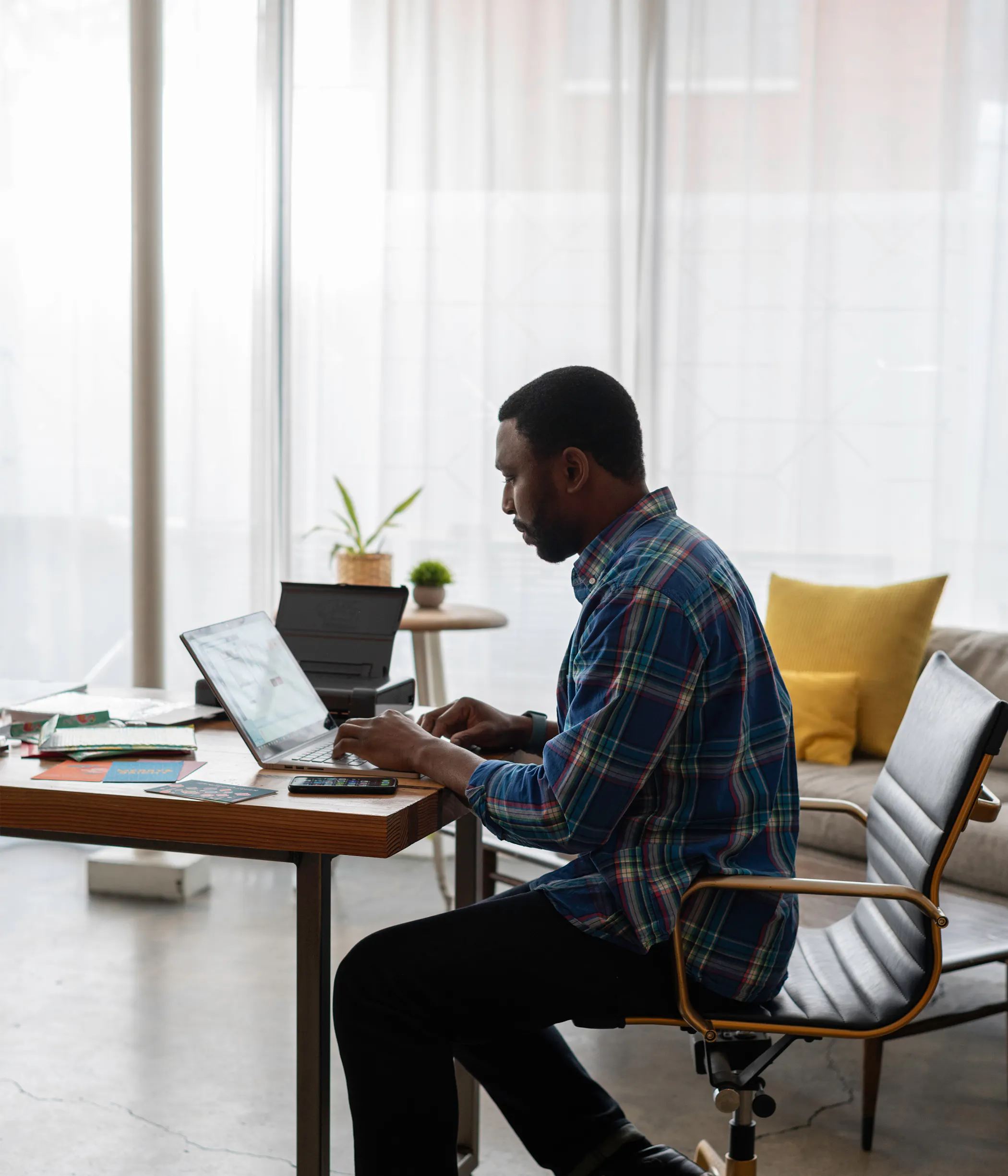 The Leader in Omnichannel Logistics Programs | Flexe
